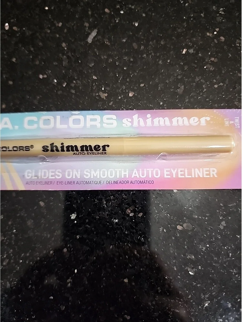 LA COLORS PEARLY WHITE C68999 CREAMY TWIST-UP LINE CRAYON PENCIL EYELINER